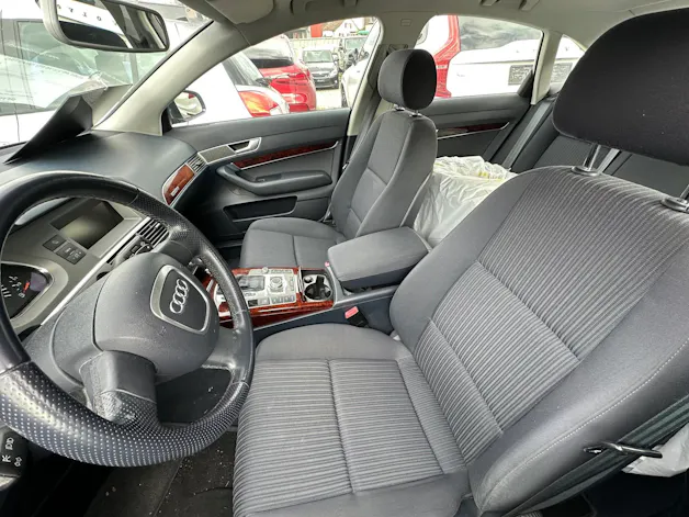 AUDI A6 3.2 V6 FSI QUATTRO l 255 PS