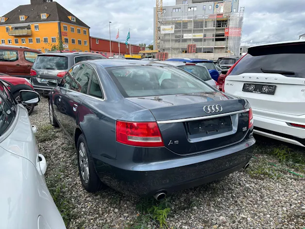 AUDI A6 3.2 V6 FSI QUATTRO l 255 PS