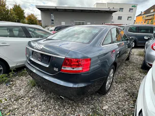 AUDI A6 3.2 V6 FSI QUATTRO l 255 PS