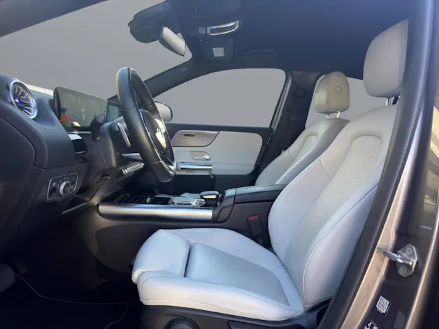 MERCEDES-BENZ EQA 350