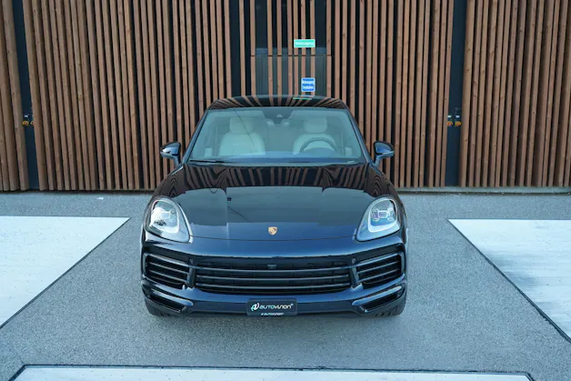PORSCHE CAYENNE COUPÉ E-HYBRID PLATINUM EDITION l 462 PS