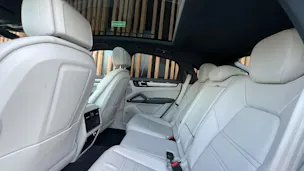 PORSCHE CAYENNE COUPÉ E-HYBRID PLATINUM EDITION l 462 PS