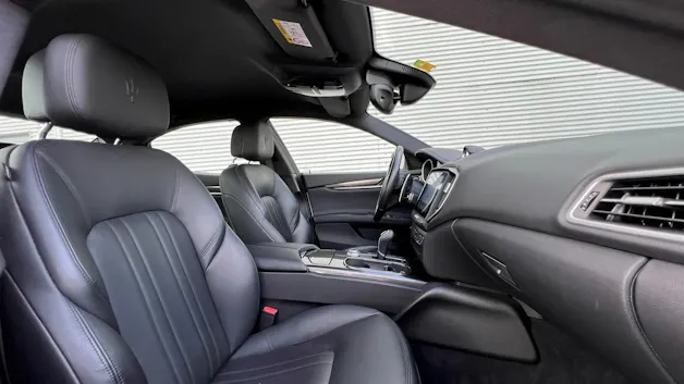 MASERATI GHIBLI D 3.0 V6 GRANSPORT AUTOMATICA l 275 PS