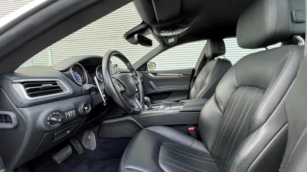 MASERATI GHIBLI D 3.0 V6 GRANSPORT AUTOMATICA l 275 PS