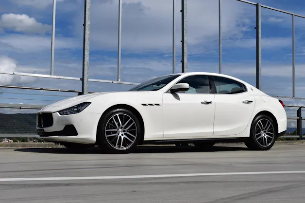 MASERATI GHIBLI D 3.0 V6 GRANSPORT AUTOMATICA l 275 PS