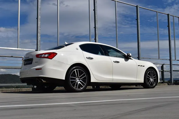MASERATI GHIBLI D 3.0 V6 GRANSPORT AUTOMATICA l 275 PS