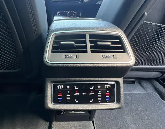 AUDI Q8 SPORTBACK 55 E-TRON BLACK EDITION QUATTRO l 408 PS