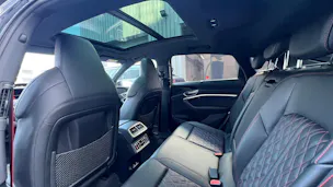 AUDI Q8 SPORTBACK 55 E-TRON BLACK EDITION QUATTRO l 408 PS