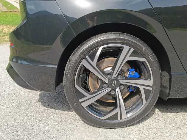 VW Golf 2.0 TSI R DSG 4 Motion