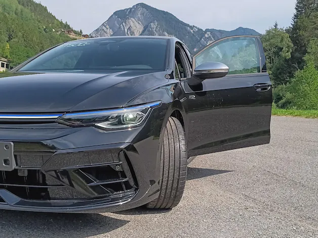 VW Golf 2.0 TSI R DSG 4 Motion