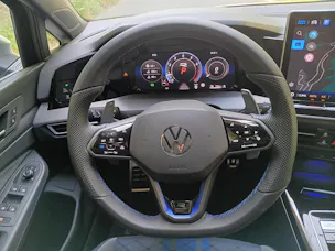 VW Golf 2.0 TSI R DSG 4 Motion
