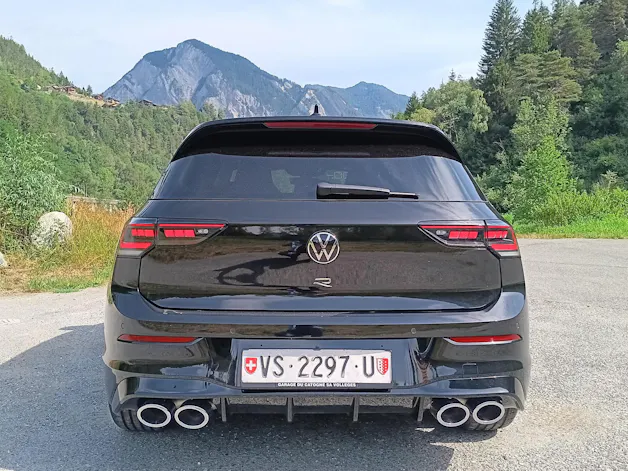VW Golf 2.0 TSI R DSG 4 Motion