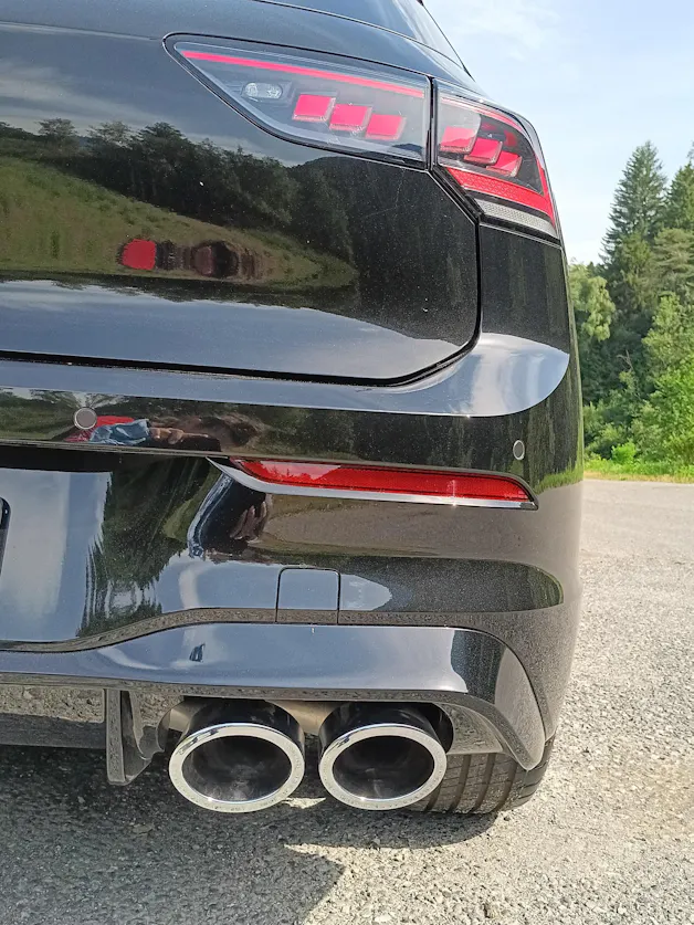 VW Golf 2.0 TSI R DSG 4 Motion