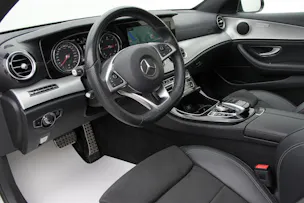 MERCEDES-BENZ E 220 d Swiss Star AMG Line 4Matic 9G-Tronic