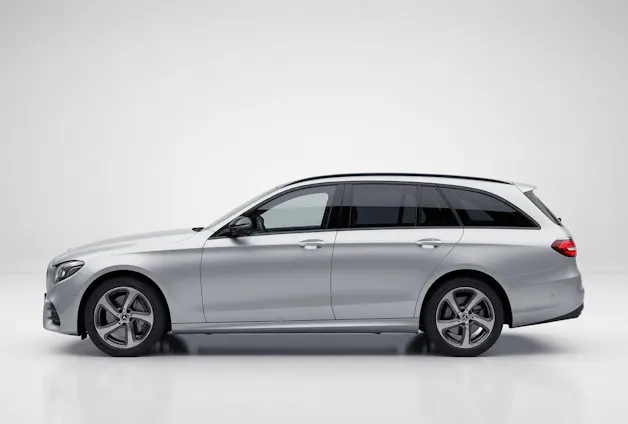 MERCEDES-BENZ E 220 d Swiss Star AMG Line 4Matic 9G-Tronic