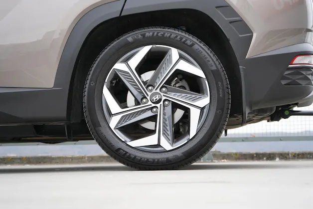 HYUNDAI TUCSON 1.6 CRDI 48V VERTEX 4WD DCT l 136 PS