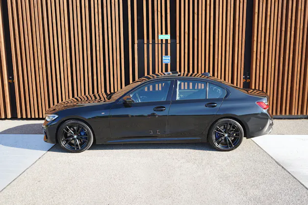 BMW M340d xDRIVE 48V STEPTRONIC M SPORT BLACK l 340 PS