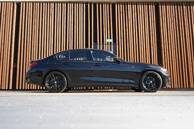 BMW M340d xDRIVE 48V STEPTRONIC M SPORT BLACK l 340 PS
