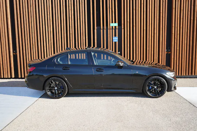BMW M340d xDRIVE 48V STEPTRONIC M SPORT BLACK l 340 PS