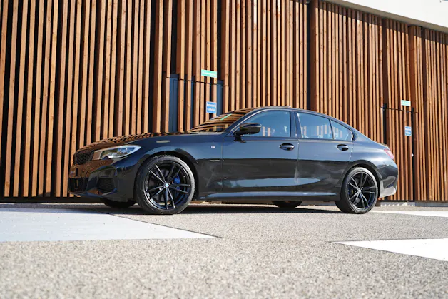 BMW M340d xDRIVE 48V STEPTRONIC M SPORT BLACK l 340 PS