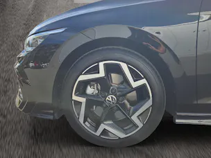 VW Golf 2.0 TSI R-Line DSG 4 Motion