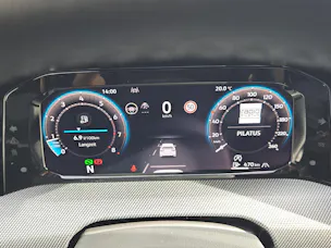 VW Golf 2.0 TSI R-Line DSG 4 Motion