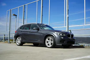 BMW X1 xDRIVE 25d STEPTRONIC M SPORT PLUS l 218 PS