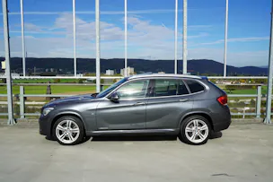 BMW X1 xDRIVE 25d STEPTRONIC M SPORT PLUS l 218 PS