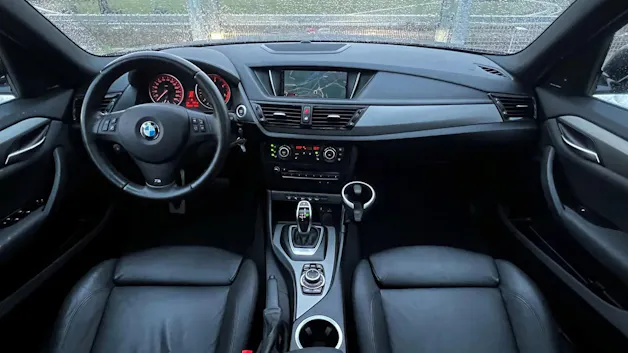 BMW X1 xDRIVE 25d STEPTRONIC M SPORT PLUS l 218 PS