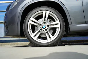 BMW X1 xDRIVE 25d STEPTRONIC M SPORT PLUS l 218 PS