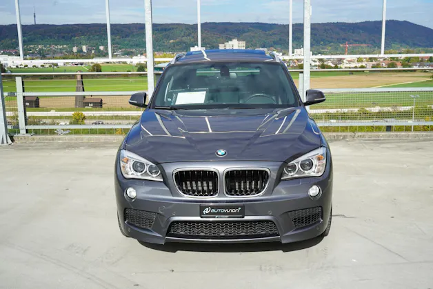 BMW X1 xDRIVE 25d STEPTRONIC M SPORT PLUS l 218 PS
