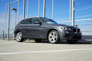 BMW X1 xDRIVE 25d STEPTRONIC M SPORT PLUS l 218 PS