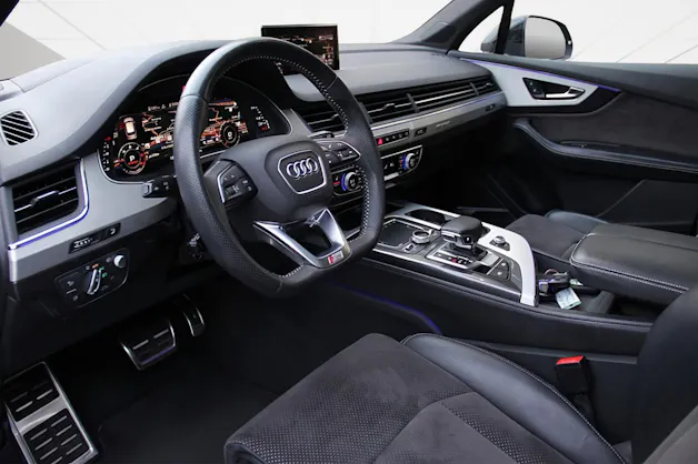 AUDI Q7 50 TDI quattro tiptronic