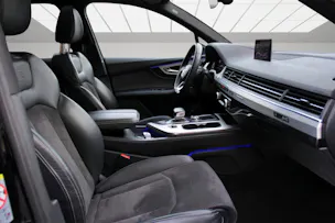AUDI Q7 50 TDI quattro tiptronic
