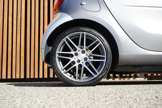 SMART FORTWO BRABUS XCLUSIVE TWINMATIC l 109 PS