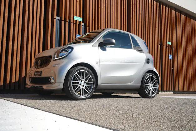 SMART FORTWO BRABUS XCLUSIVE TWINMATIC l 109 PS
