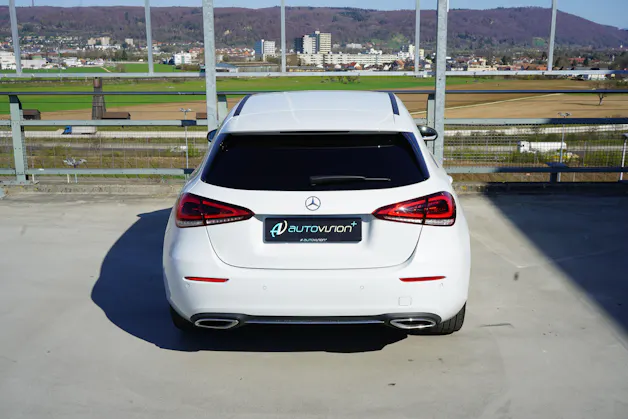 MERCEDES-BENZ A 180 PROGRESSIVE 7G-DCT l 136 PS