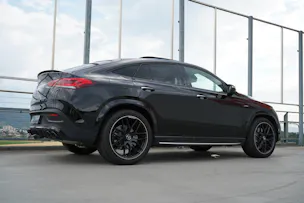 MERCEDES-BENZ GLE COUPÉ 53 AMG BLACK 4MATIC+ SPEEDSHIFT l 435 PS