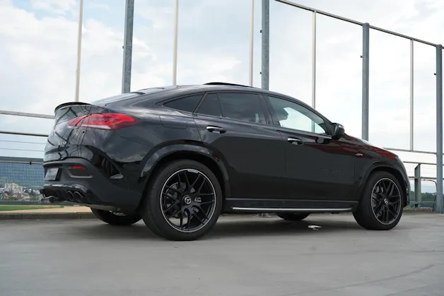 MERCEDES-BENZ GLE COUPÉ 53 AMG BLACK 4MATIC+ SPEEDSHIFT l 435 PS