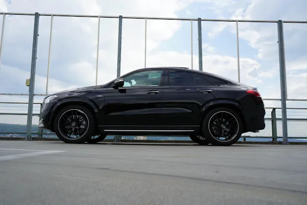 MERCEDES-BENZ GLE COUPÉ 53 AMG BLACK 4MATIC+ SPEEDSHIFT l 435 PS
