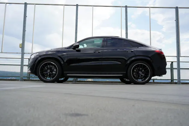 MERCEDES-BENZ GLE COUPÉ 53 AMG BLACK 4MATIC+ SPEEDSHIFT l 435 PS