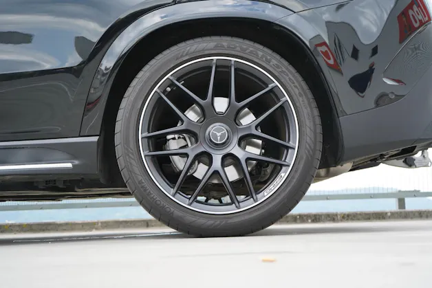 MERCEDES-BENZ GLE COUPÉ 53 AMG BLACK 4MATIC+ SPEEDSHIFT l 435 PS