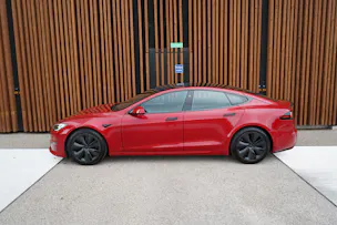 Tesla MODEL S 100 kWh PLAID BLACK l 1268 PS