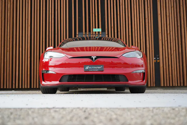 Tesla MODEL S 100 kWh PLAID BLACK l 1268 PS