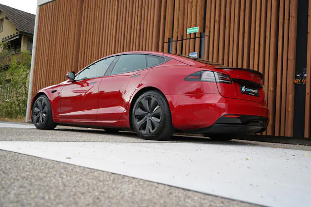 Tesla MODEL S 100 kWh PLAID BLACK l 1268 PS