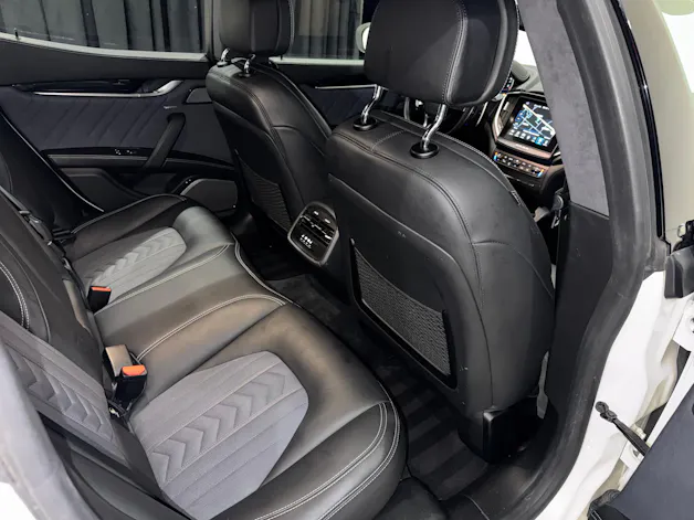 MASERATI Ghibli 3.0 V6 GranLusso Automatica