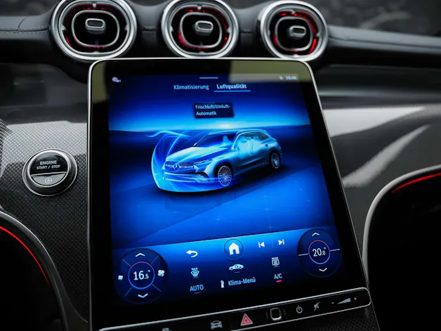 MERCEDES-BENZ GLC 300 d AMG Line 4Matic 9G-Tronic *21" Felgen*Digital LIGHT*AHK*