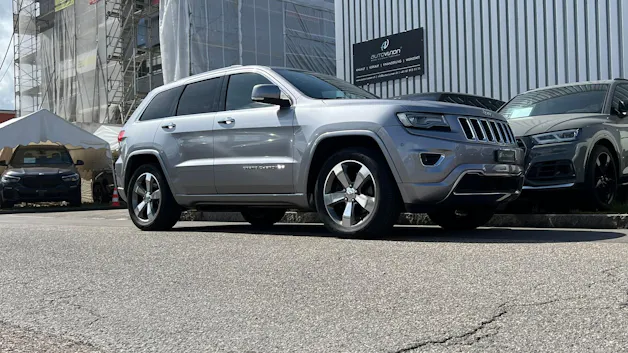 JEEP GRAND CHEROKEE 3.0 CRD OVERLAND AUTOMATIC l 250 PS