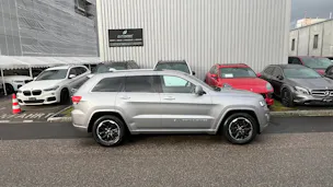 JEEP GRAND CHEROKEE 3.0 CRD OVERLAND AUTOMATIC l 250 PS