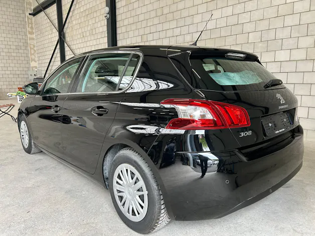 PEUGEOT 308 1.2 THP Allure